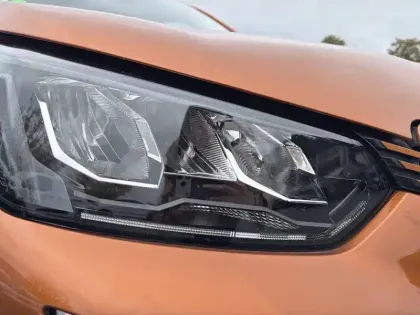 Photo 15 Peugeot 2008  Electrique 136 ch