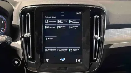 Photo 12 Volvo XC40  T2 129 ch Geartronic 8