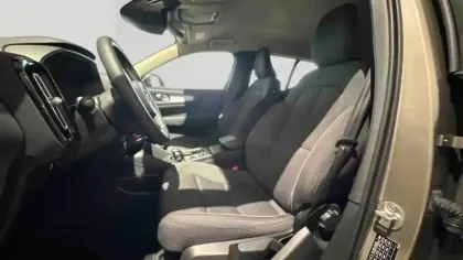 Photo 20 Volvo XC40  T2 129 ch Geartronic 8