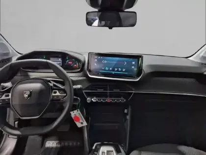 Photo 7 Peugeot 208  Hybrid 110 ch e-DCS6