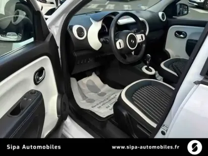Photo 38 Renault Twingo  III E-Tech