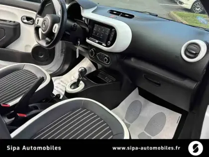 Photo 34 Renault Twingo  III E-Tech