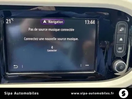 Photo 24 Renault Twingo  III E-Tech