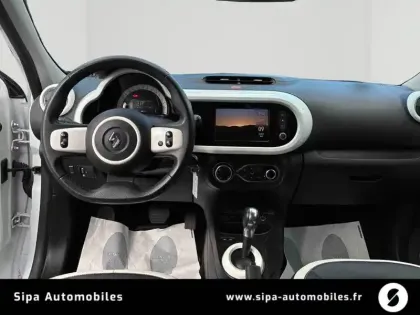 Photo 15 Renault Twingo  III E-Tech