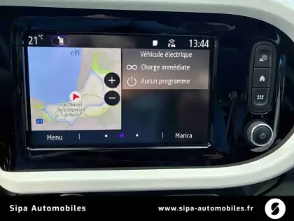 Photo 23 Renault Twingo  III E-Tech