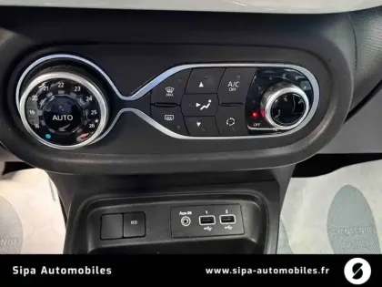 Photo 17 Renault Twingo  III E-Tech