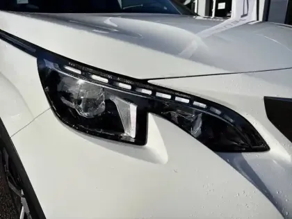 Photo 15 Peugeot 5008  BlueHDi 180ch S&S EAT8
