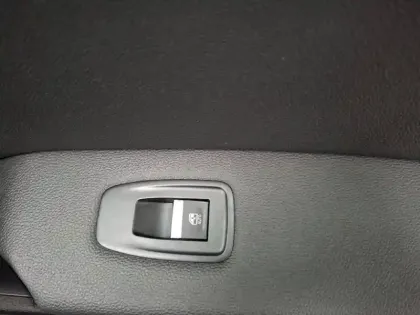 Photo 20 Renault Captur  mild hybrid 160 EDC