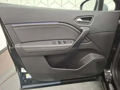 Photo 38 Renault Captur  mild hybrid 160 EDC