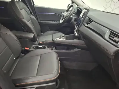 Photo 17 Renault Captur  mild hybrid 160 EDC