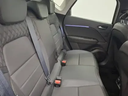 Photo 12 Renault Captur  mild hybrid 160 EDC