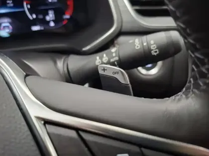Photo 45 Renault Captur  mild hybrid 160 EDC
