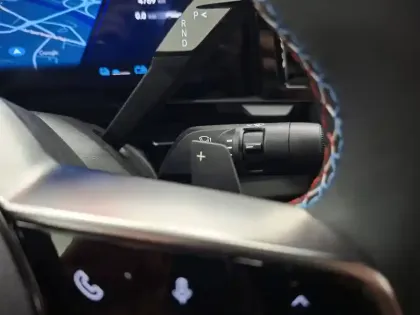 Photo 56 Renault Rafale  E-Tech full hybrid 200 ch