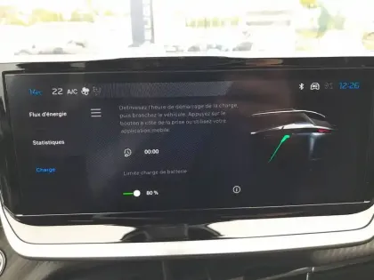 Photo 13 Peugeot 2008  Electrique 54 kWh 156 ch