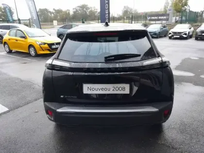 Photo 19 Peugeot 2008  Electrique 54 kWh 156 ch