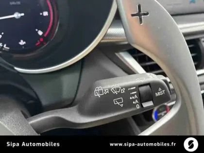 Photo 24 Alfa Romeo Stelvio  2.2 160 ch AT8