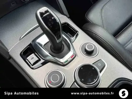 Photo 18 Alfa Romeo Stelvio  2.2 160 ch AT8