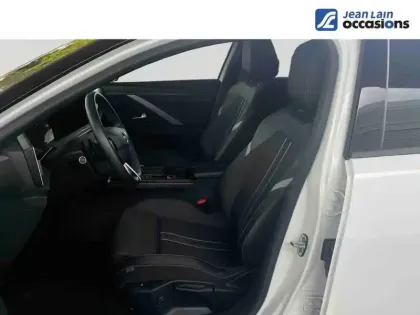 Photo 10 Opel Astra  1.2 Turbo Hybride 136 ch e-DCT6