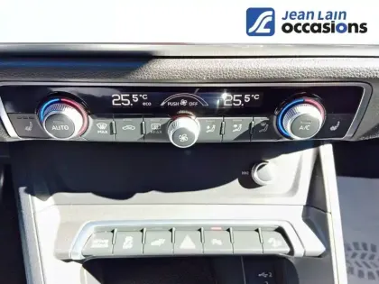 Photo 13 Audi Q3  45 TFSIe 245 ch S tronic 6