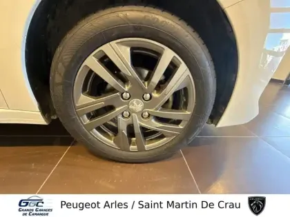 Photo 12 Peugeot 208  PureTech 75 S&S BVM5