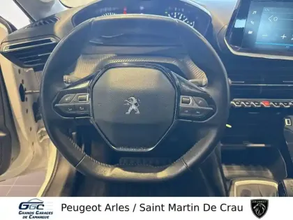Photo 15 Peugeot 208  PureTech 75 S&S BVM5