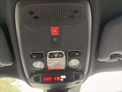 Photo 17 Peugeot 2008  PureTech 130 S&S EAT8