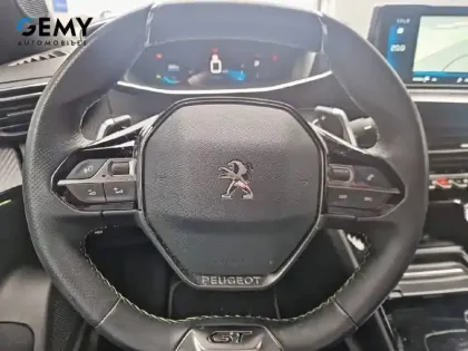 Photo 17 Peugeot 2008  PureTech 130 S&S EAT8