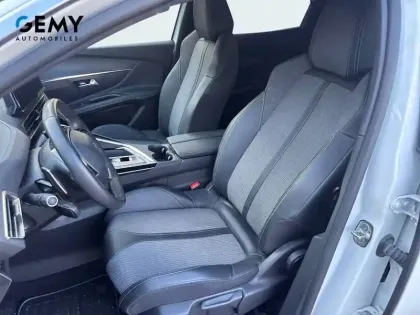 Photo 30 Peugeot 3008  Hybrid 136 e-DCS6