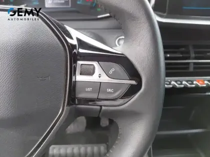 Photo 12 Peugeot 208  Electrique 50 kWh 136ch