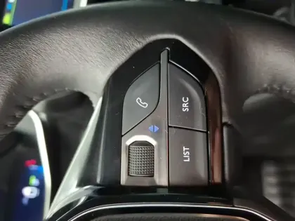 Photo 22 Peugeot 2008  Electrique 136 ch