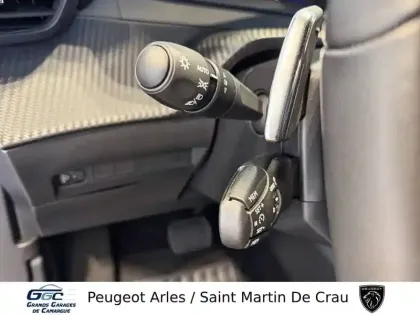 Photo 15 Peugeot 2008  Hybrid 145 ch e-DCS6
