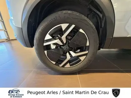 Photo 13 Peugeot 2008  Hybrid 145 ch e-DCS6