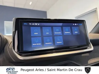 Photo 27 Peugeot 2008  Hybrid 145 ch e-DCS6