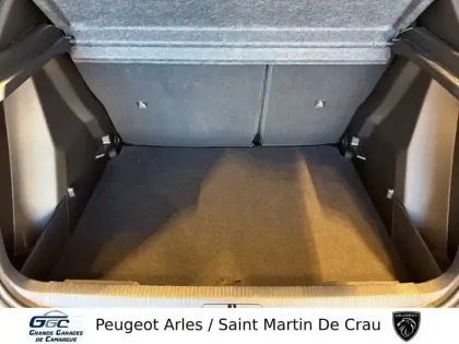 Photo 5 Peugeot 2008  Hybrid 145 ch e-DCS6