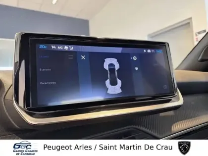 Photo 30 Peugeot 2008  Hybrid 145 ch e-DCS6