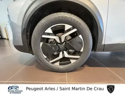 Photo 11 Peugeot 2008  Hybrid 145 ch e-DCS6