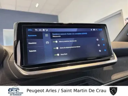 Photo 28 Peugeot 2008  Hybrid 145 ch e-DCS6