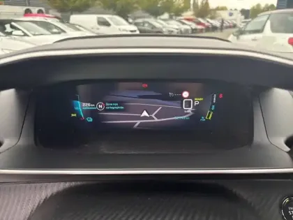 Photo 9 Peugeot 208  Electrique 50 kWh 136ch