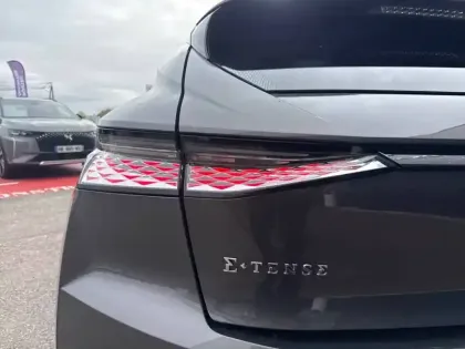 Photo 16 DS DS 4  Hybride E-Tense 225 EAT8
