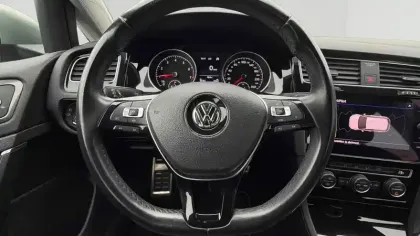 Photo 12 Volkswagen Golf  1.0 TSI 115 BVM6