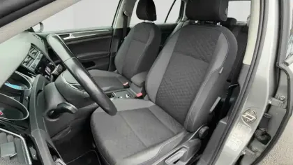 Photo 37 Volkswagen Golf  1.0 TSI 115 BVM6