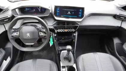 Photo 14 Peugeot 208  PureTech 100 S&S BVM6
