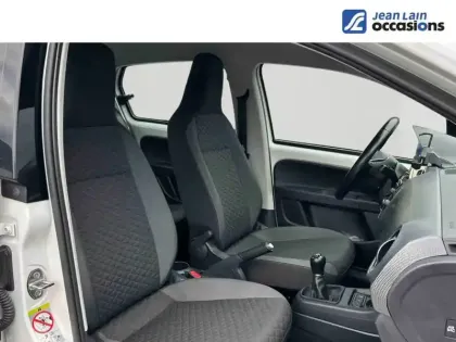 Photo 10 Volkswagen Up  1.0 60 BlueMotion Technology BVM5