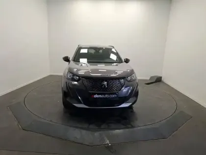 Photo 6 Peugeot 2008  PureTech 130 S&S BVM6