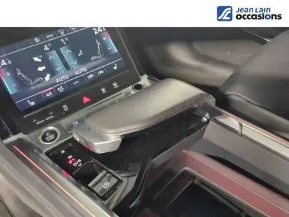 Photo 12 Audi E-tron  Sportback 55 quattro 408 ch