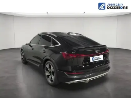 Photo 6 Audi E-tron  Sportback 55 quattro 408 ch
