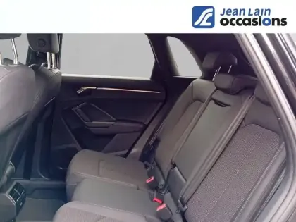 Photo 16 Audi Q3  45 TFSIe 245 ch S tronic 6