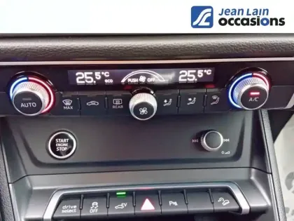 Photo 13 Audi Q3  45 TFSIe 245 ch S tronic 6