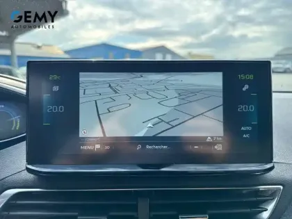 Photo 16 Peugeot 3008  Hybrid 180 e-EAT8