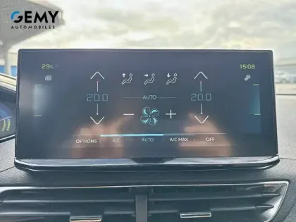 Photo 14 Peugeot 3008  Hybrid 180 e-EAT8